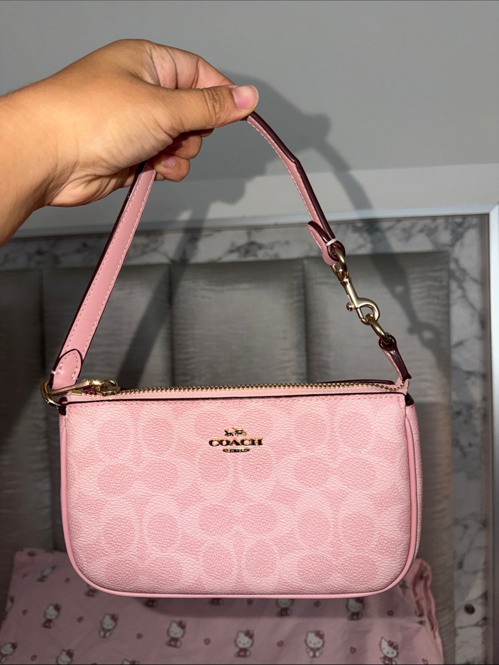 Nolita 19 In Signature Canvas